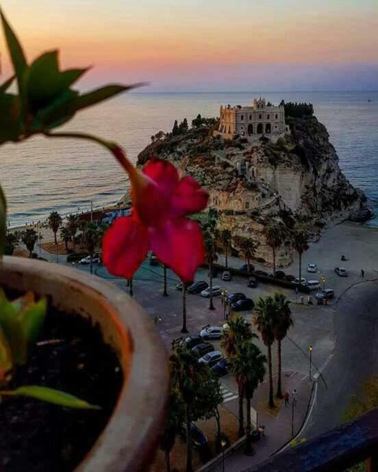 Casa Del Sole B&B Tropea Buitenkant foto